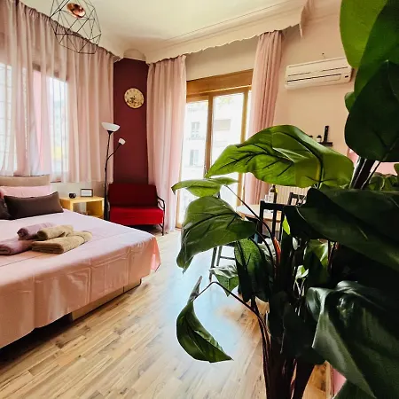 Center 1 * Kavala